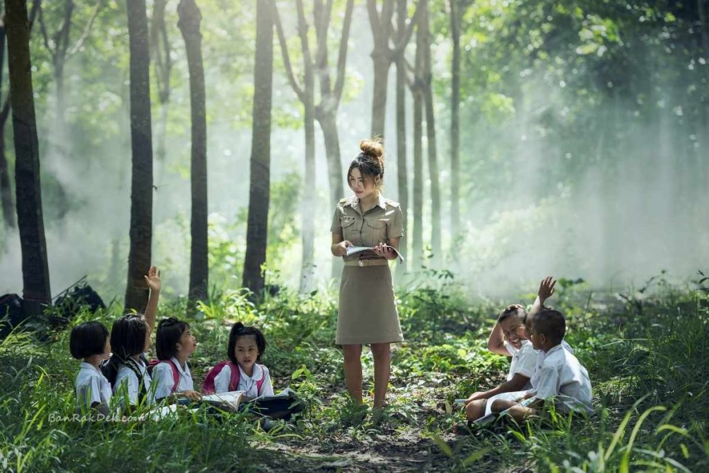 Teaching Kindness And Emotional Intelligence to Kids