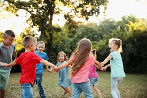 Top Benefits of Outdoor Play for Kids