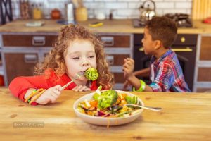 Build Healthy Eating Habits in Young Kids