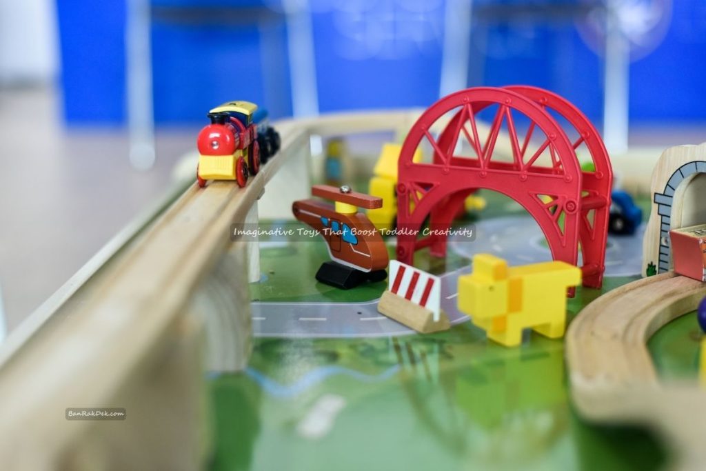 Imaginative Toys That Boost Toddler Creativity (3) Imaginative Toys That Boost Toddler Creativity
